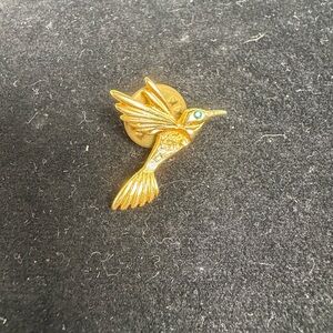 Vintage Gold Tone Hummingbird Pin with Green Eye
